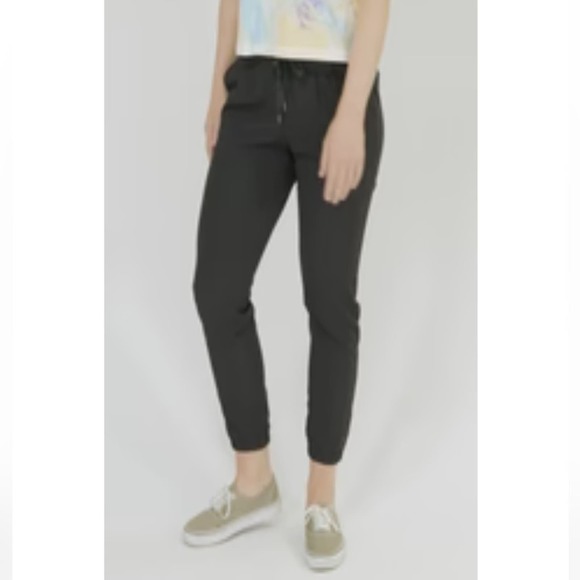 Kavu Bucerias drawstring waist black jogger in size large - Picture 1 of 5